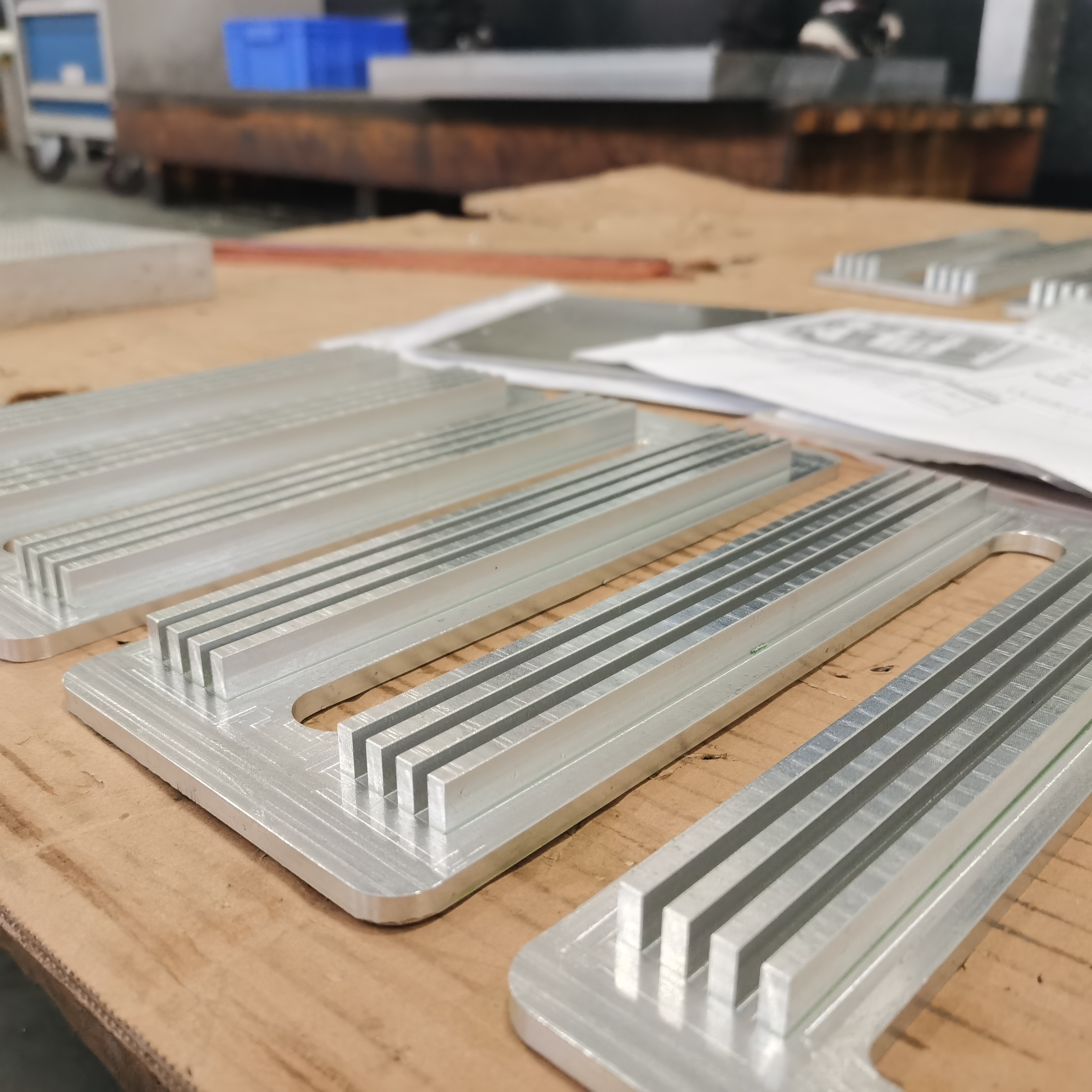 水冷板散热器选购